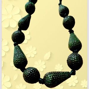 Forest green ornate necklace